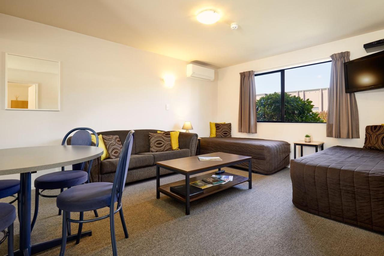 Blenheim Palms Motel Kültér fotó