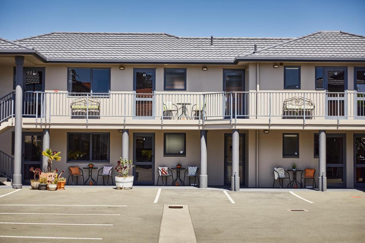 Blenheim Palms Motel Kültér fotó