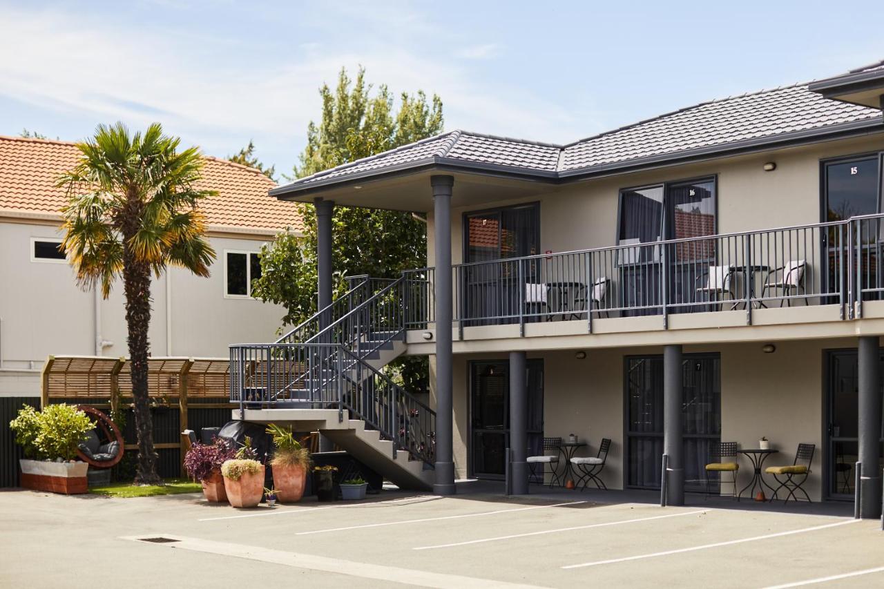 Blenheim Palms Motel Kültér fotó