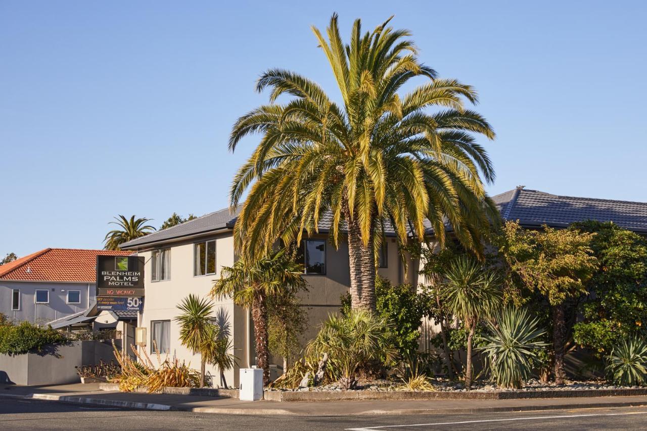 Blenheim Palms Motel Kültér fotó
