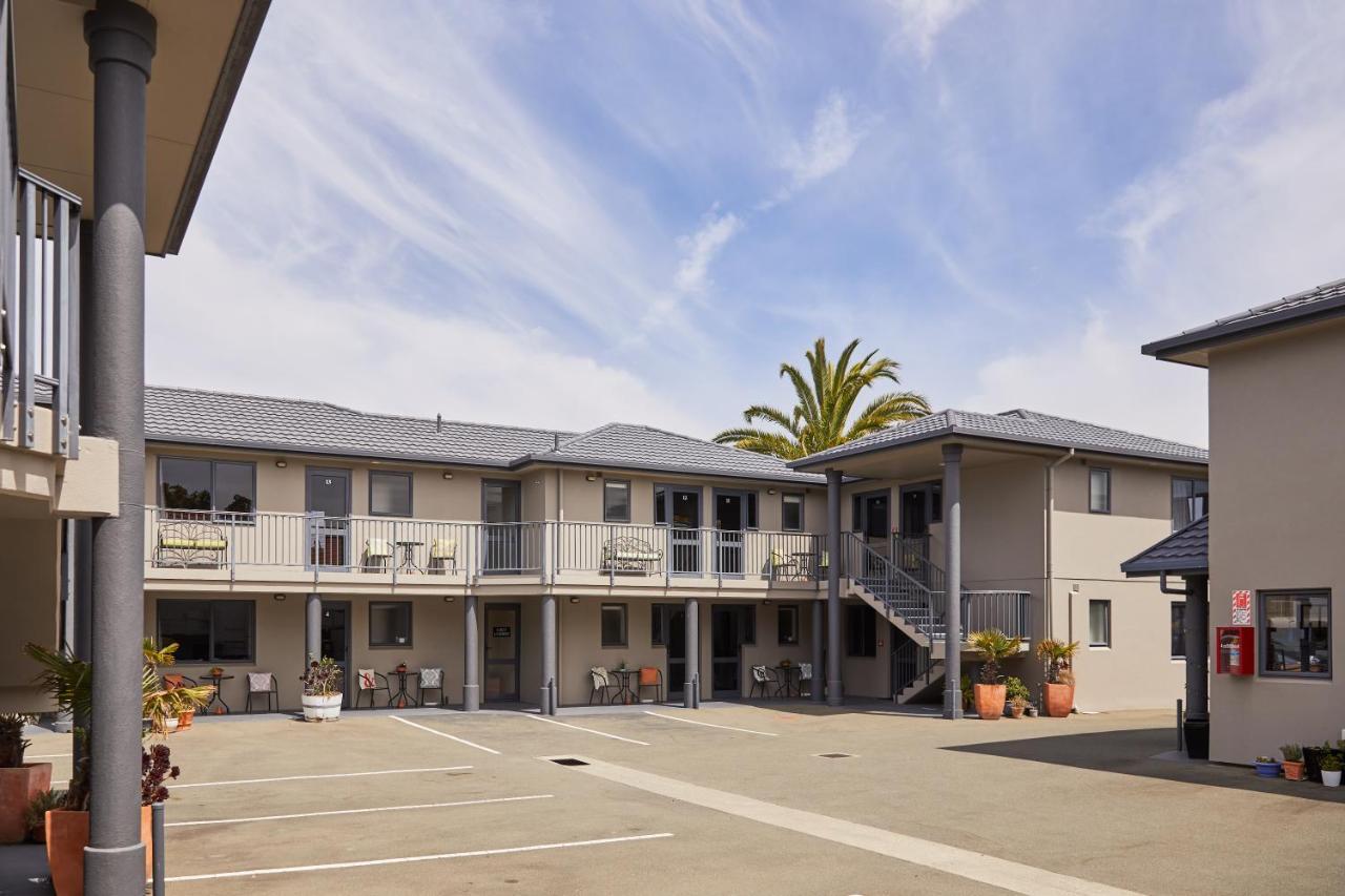 Blenheim Palms Motel Kültér fotó