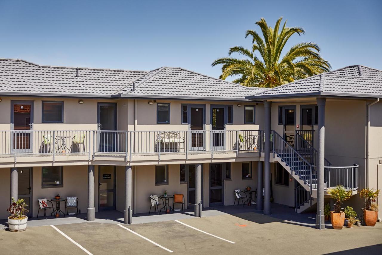 Blenheim Palms Motel Kültér fotó